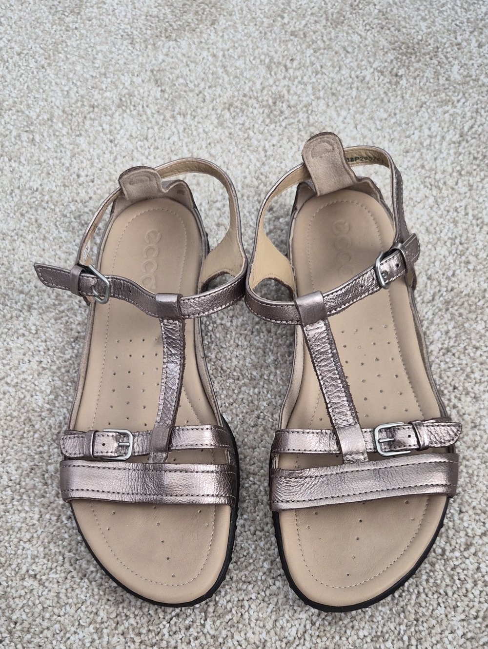 Ecco Women's Metallic Taupe T-Strap Sandals Sz 38 NWOT
